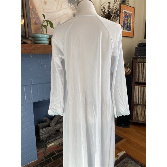 VINTAGE Lorraine Light Blue Lace Chemise Robe Sheer Size S Button 1960s MCM - Picture 6 of 12